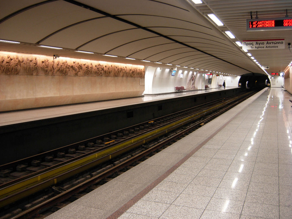 Athen metro - shutterstock_34701193.jpg